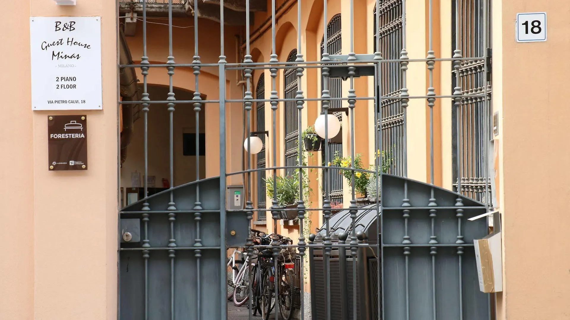 Guest House Minas Milan