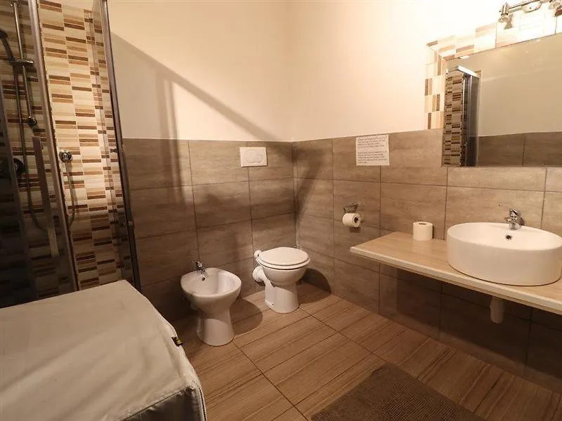 Guest House Minas Mailand