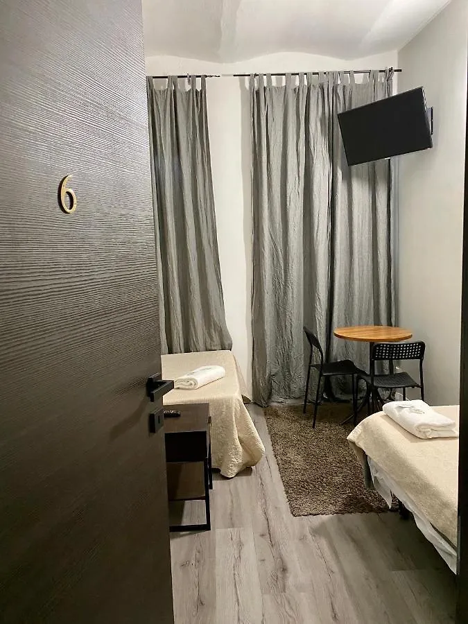 **  Guest House Minas Mailand Italien