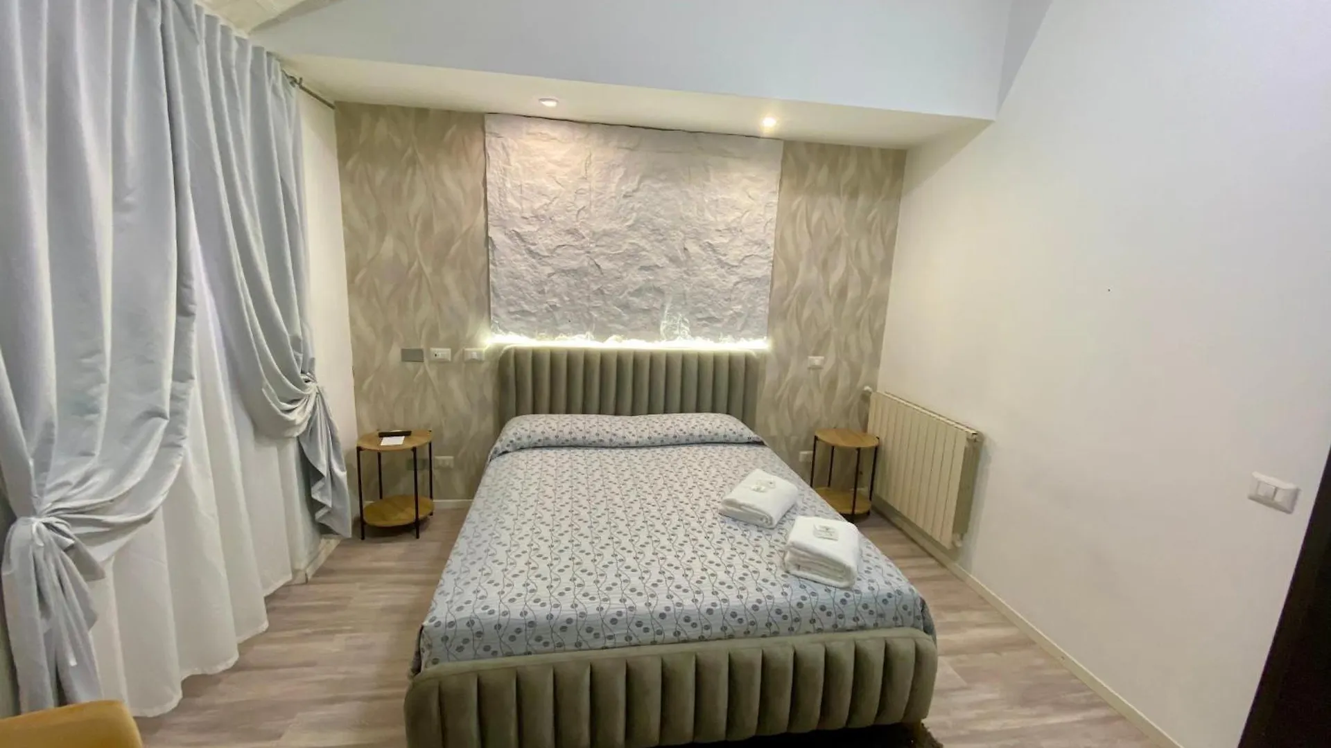 Guest House Minas Mailand