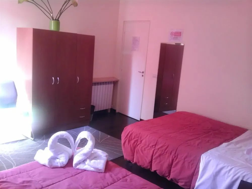**  Guest House Minas Mailand Italien