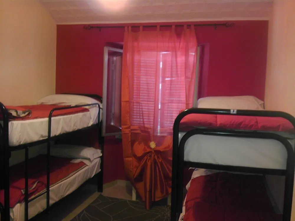 Guest House Minas Mailand