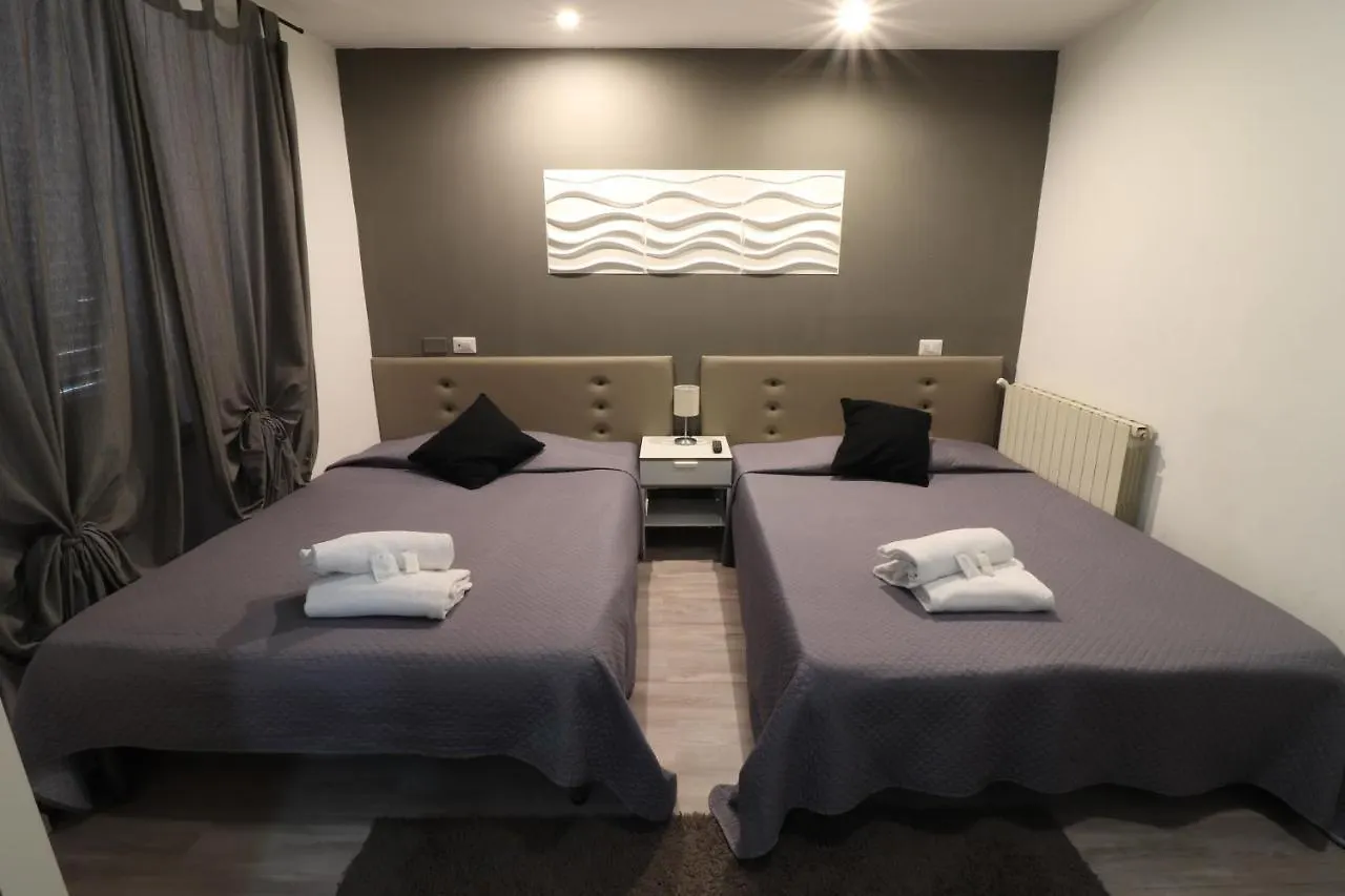 Guest House Minas Mailand Italien